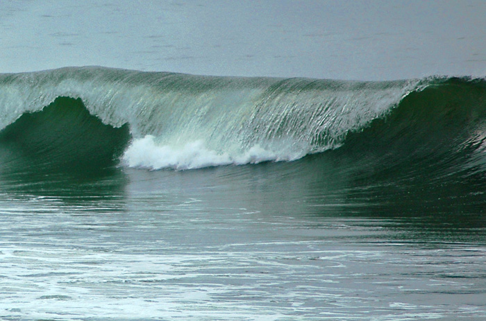 HB Pier 8-18-05 Wave 1